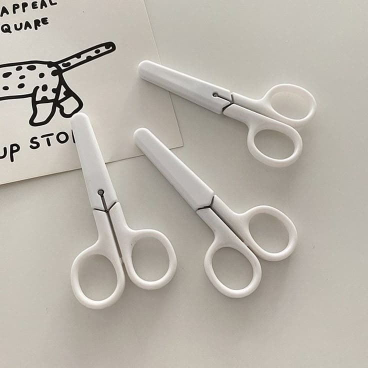 Small scissors